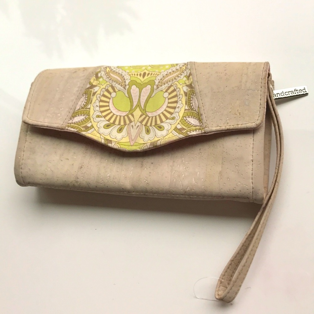 FISHSKIN DESIGNS - cork wallet